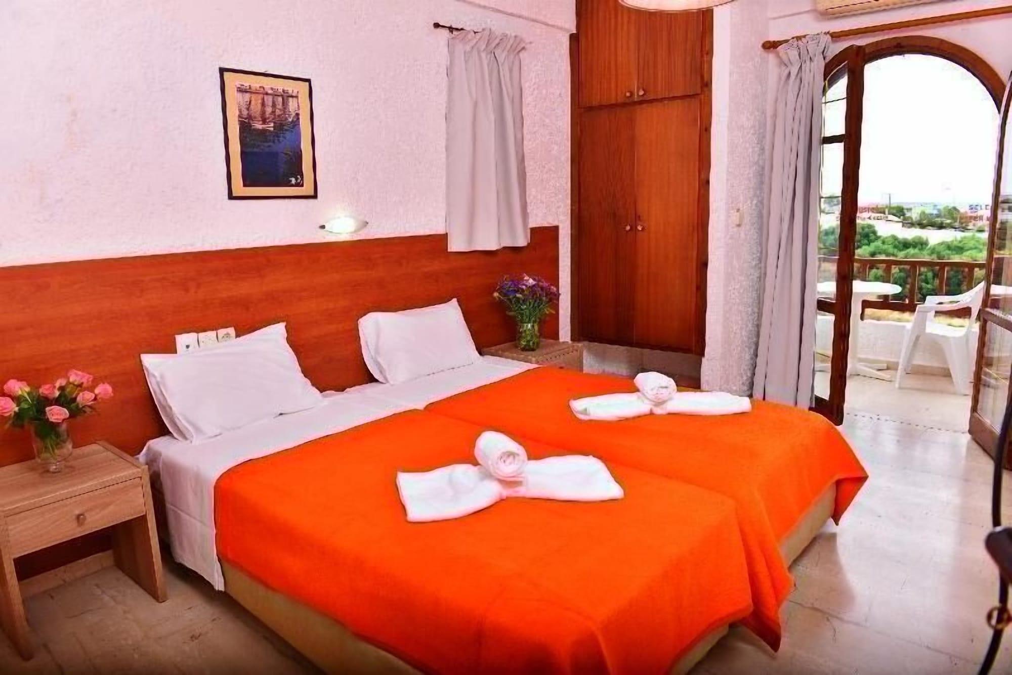 Krits Hotel Херсонисос Екстериор снимка