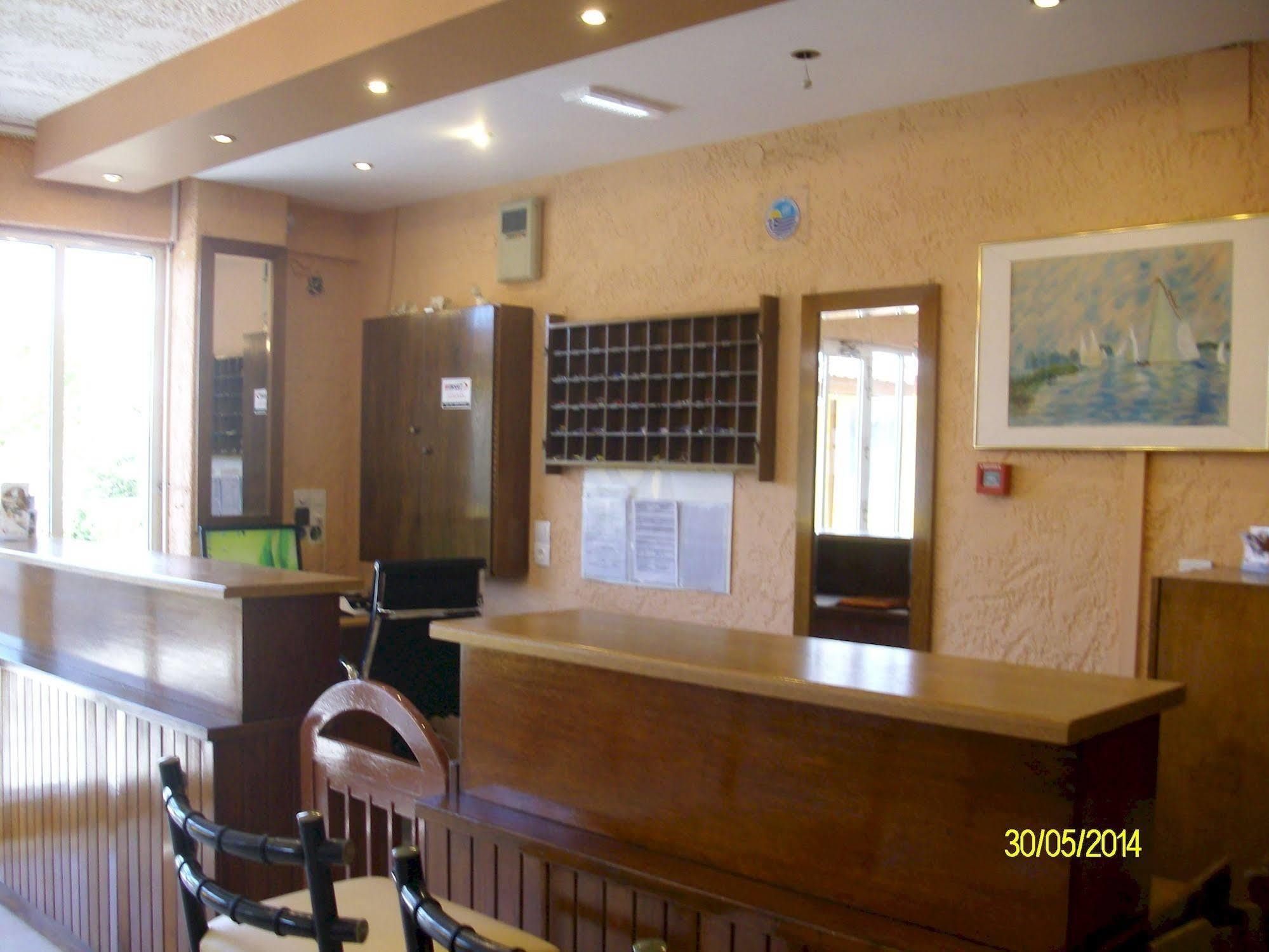 Krits Hotel Херсонисос Екстериор снимка